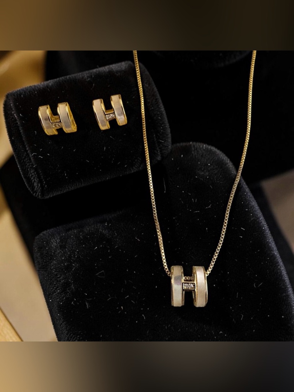 Mother-of-Pearl Gold-Tone Pendant Necklace and Stud Earrings